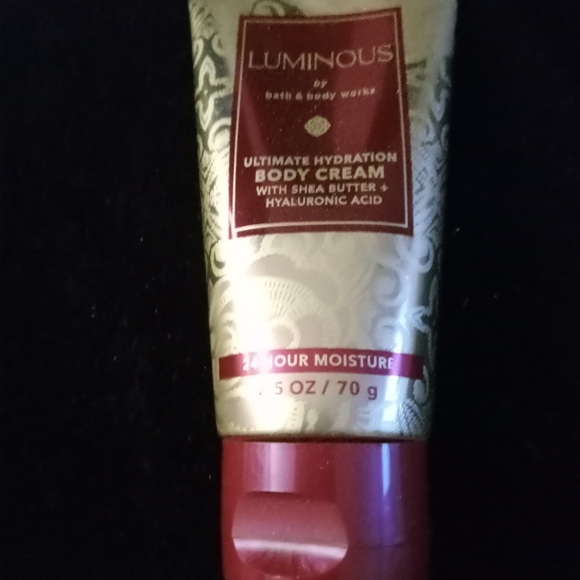Bath & Body Works Other - NWT 2.5OZ BATH & BODY WORKS LUMINOUS TRAVEL SIZE BODY LOTION